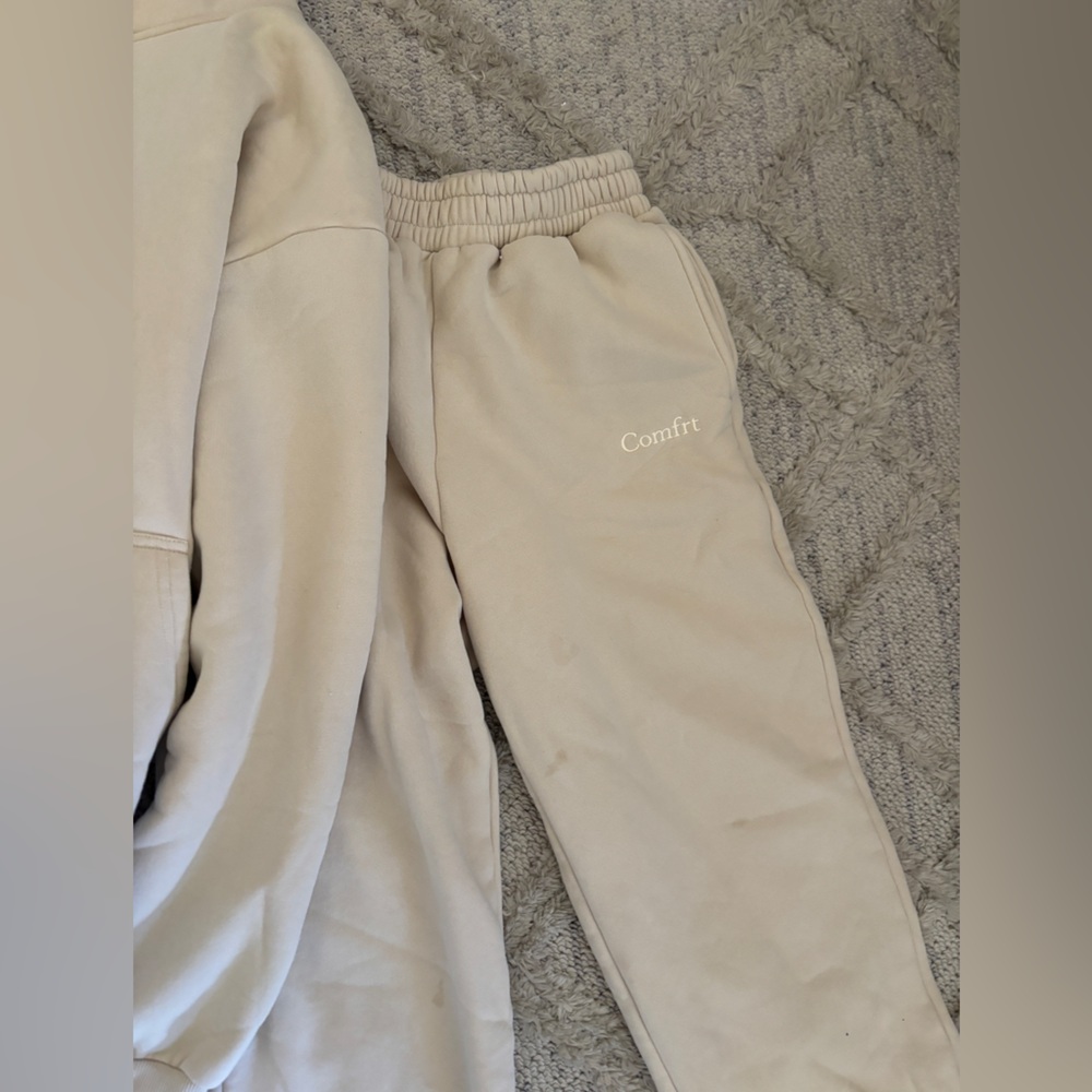 Cmfrt Beige Sweat Set Hoodie Medium Joggers Small Cozy Lounge Set - Picture 3 of 7